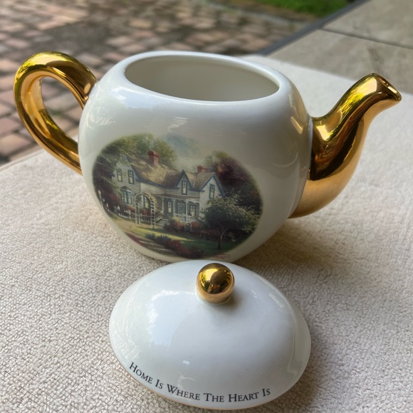 Vintage Teleflora Teapot,Thomas Kinkade Home Is Where The Heart Is II - Picture 11 of 11